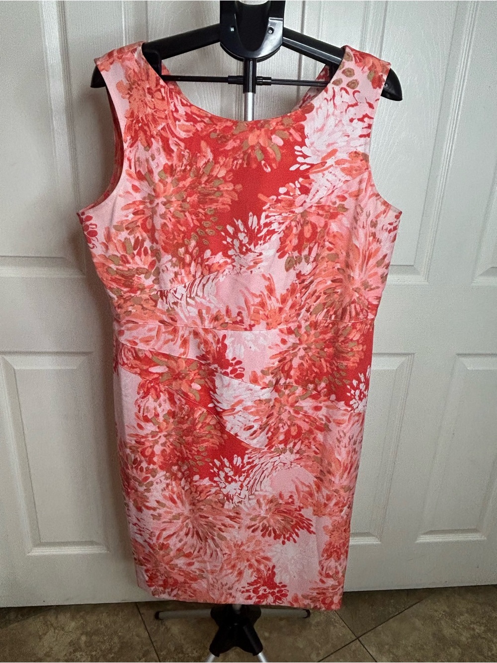 Floral Coral Taupe Sleeveless Midi Dress